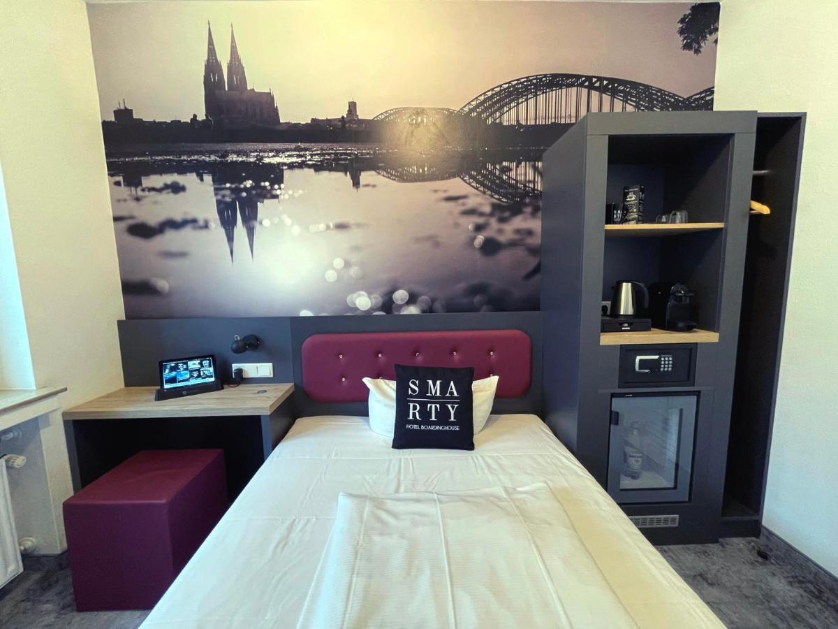 Smarty Cologne Dom Hotel - Boardinghouse - Kontaktloser Self Check-In Εξωτερικό φωτογραφία