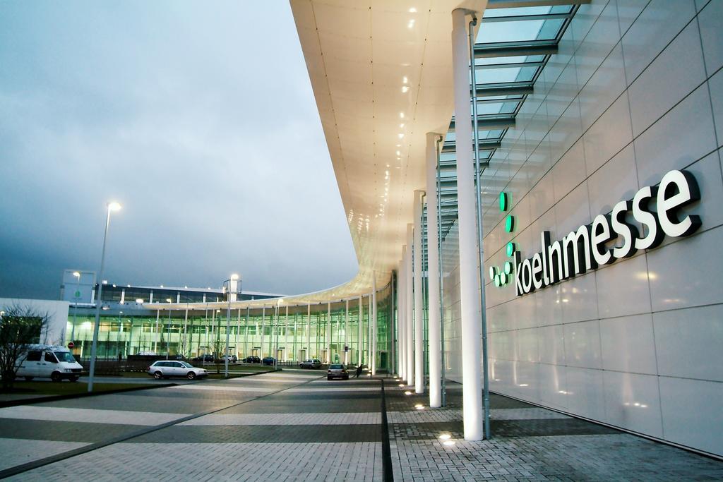 Smarty Cologne Dom Hotel - Boardinghouse - Kontaktloser Self Check-In Εξωτερικό φωτογραφία